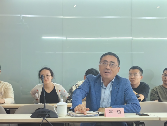 “CO2捕集和资源化利用研究进展”——科研处组织召开有组织科研专题研讨会(四)